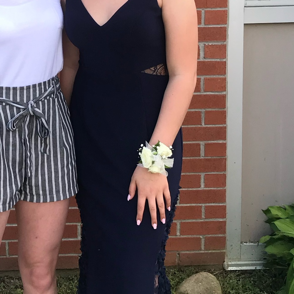 Laura Prom Dress - Picture 13 of 14